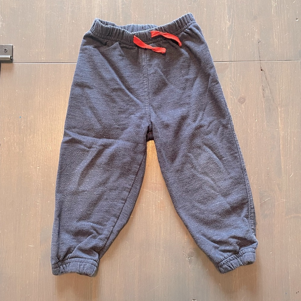 4/$15🌸 18M Blue Sweatpants